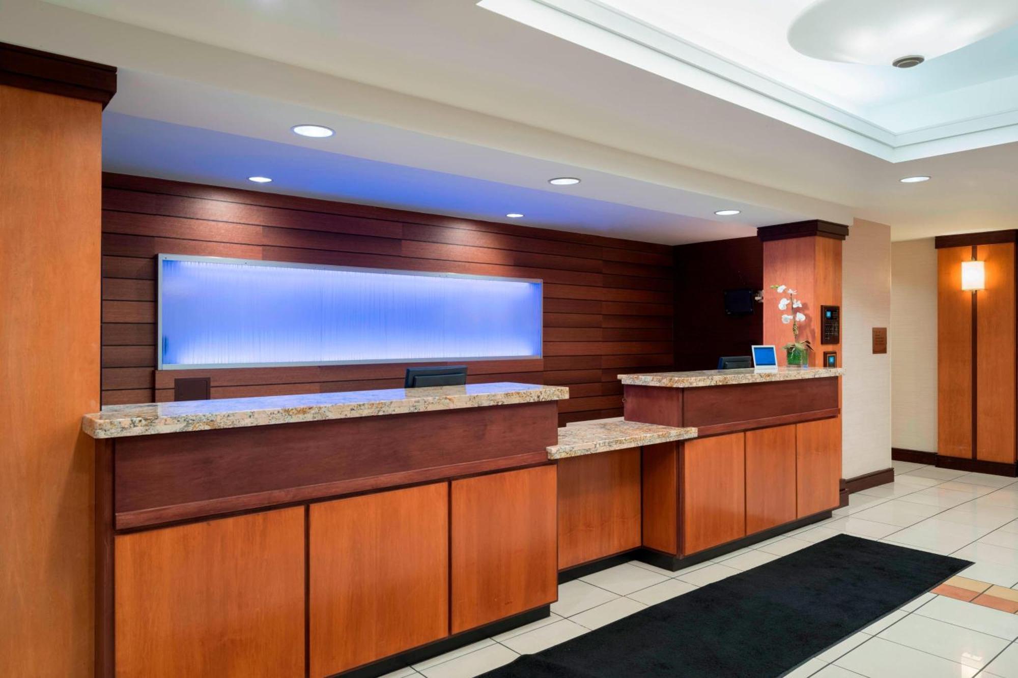 Fairfield Inn & Suites By Marriott State College Exterior foto
